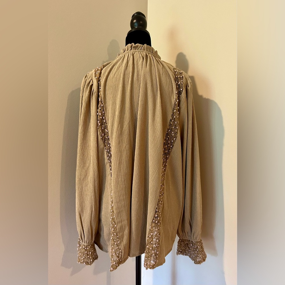 Romantic Beige Ruffled Blouse by Gigio - Picture 4 of 7